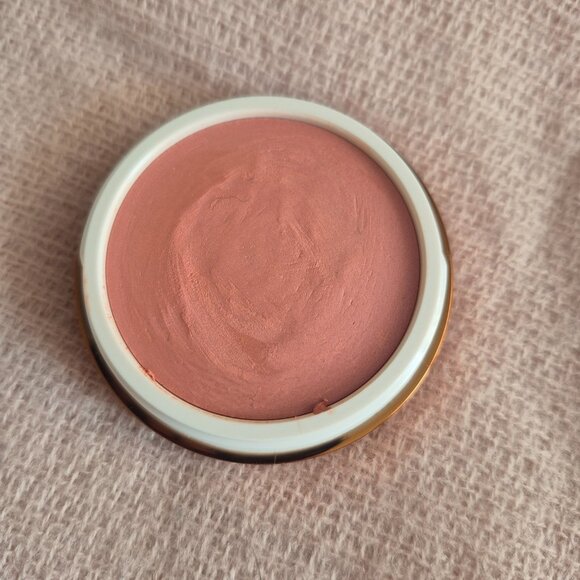 Danessa Myricks Yummy Skin Blurring Balm Powder Lowlighter Soft Glow Highlighter - Picture 2 of 5